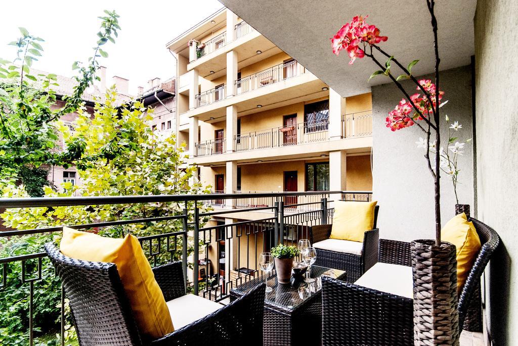 Downtown Residences Apartment *