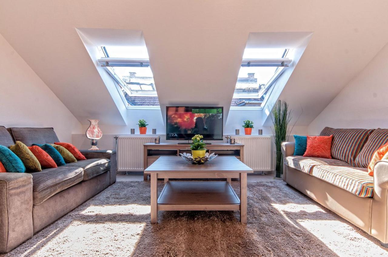 Downtown Residences Apartment *